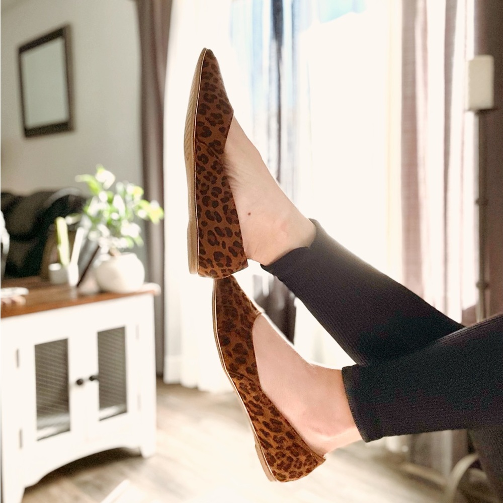 Maurice’s Swanky leopard Printed faux suede ballet flats size 8